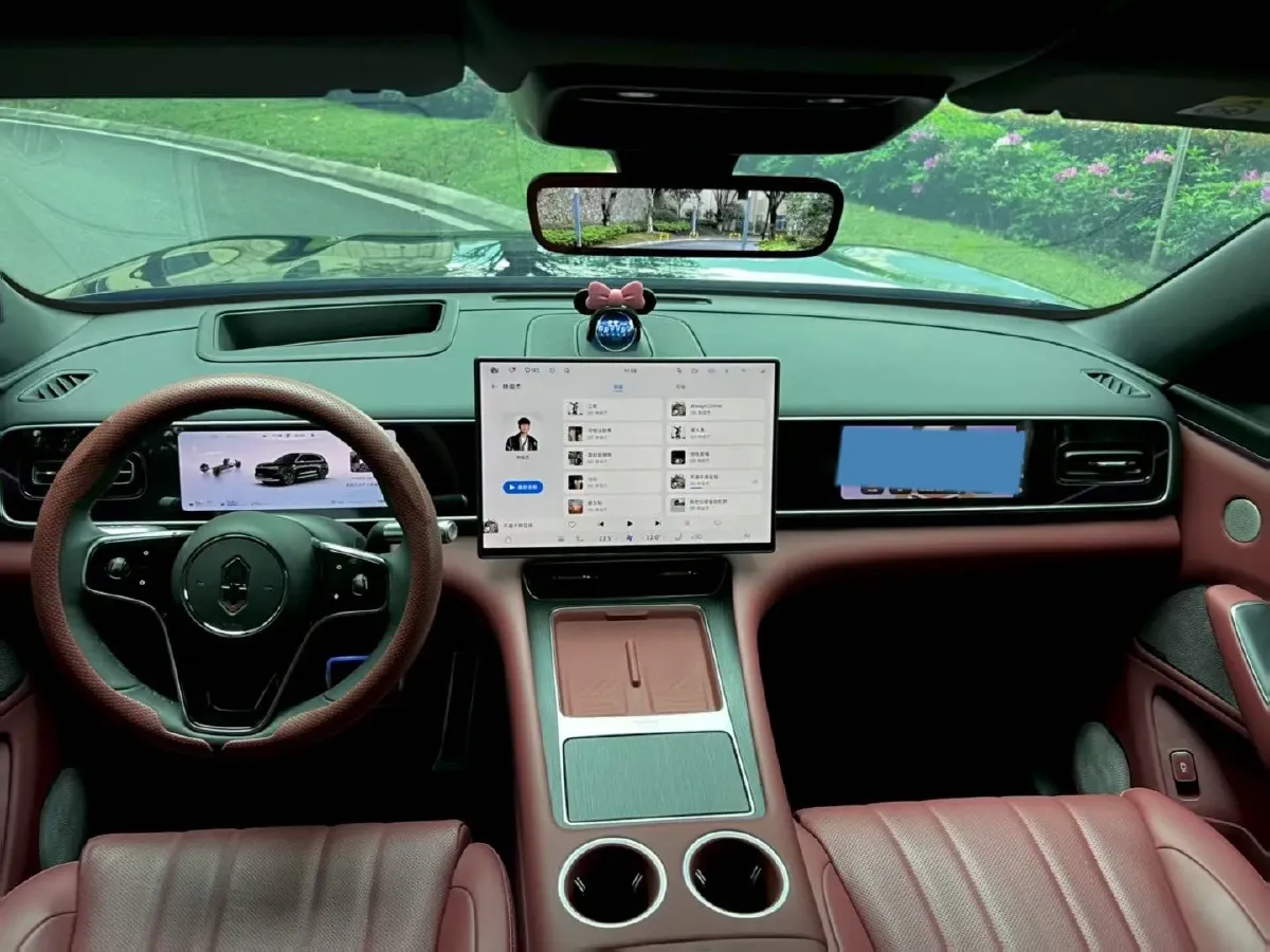 2026 AITO AITO M7 REEV 160HP REEV,autocango,china used car exporter,china ev exporter,chinese used car exporter,chinese used ev exporter