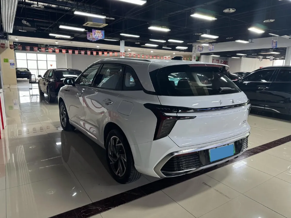 2024 HongQi HS3 1.5T 169HP L4 1DHT PHEV 18.4KWH,autocango,china used car exporter,china ev exporter,chinese used car exporter,chinese used ev exporter