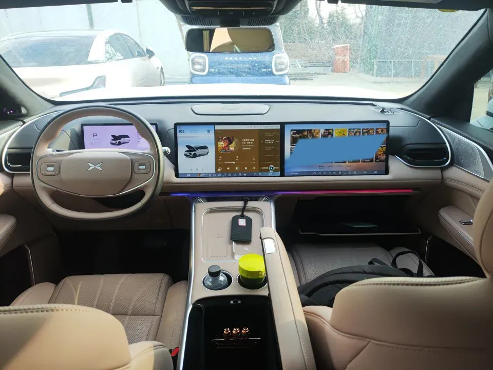 2025 Xpeng G9 BEV 79KWH,autocango,china used car exporter,china ev exporter,chinese used car exporter,chinese used ev exporter