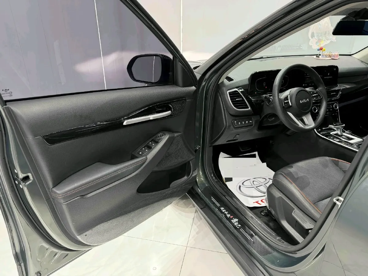 2023 Kia Seltos 1.5L 115HP L4 CVT,autocango,china used car exporter,china ev exporter,chinese used car exporter,chinese used ev exporter