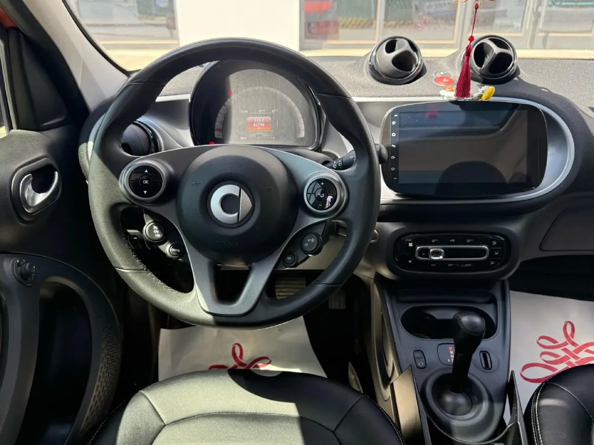 2016 Smart smart forfour 1.0L 71HP L3 6DCT,autocango,china used car exporter,china ev exporter,chinese used car exporter,chinese used ev exporter
