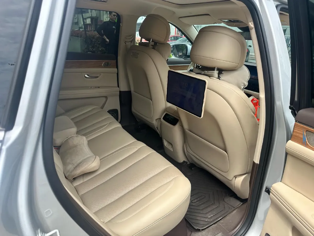 2024 AITO AITO M7 1.5T 152HP L4 REEV 40KWH,autocango,china used car exporter,china ev exporter,chinese used car exporter,chinese used ev exporter