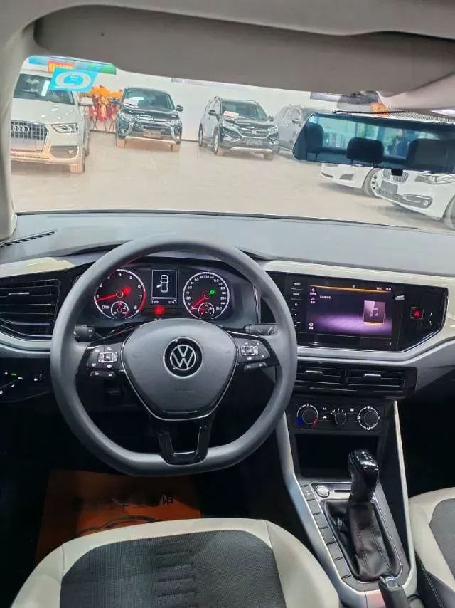 2021 Haval H6 1.5T 169HP L4 7DCT,autocango,china used car exporter,china ev exporter,chinese used car exporter,chinese used ev exporter