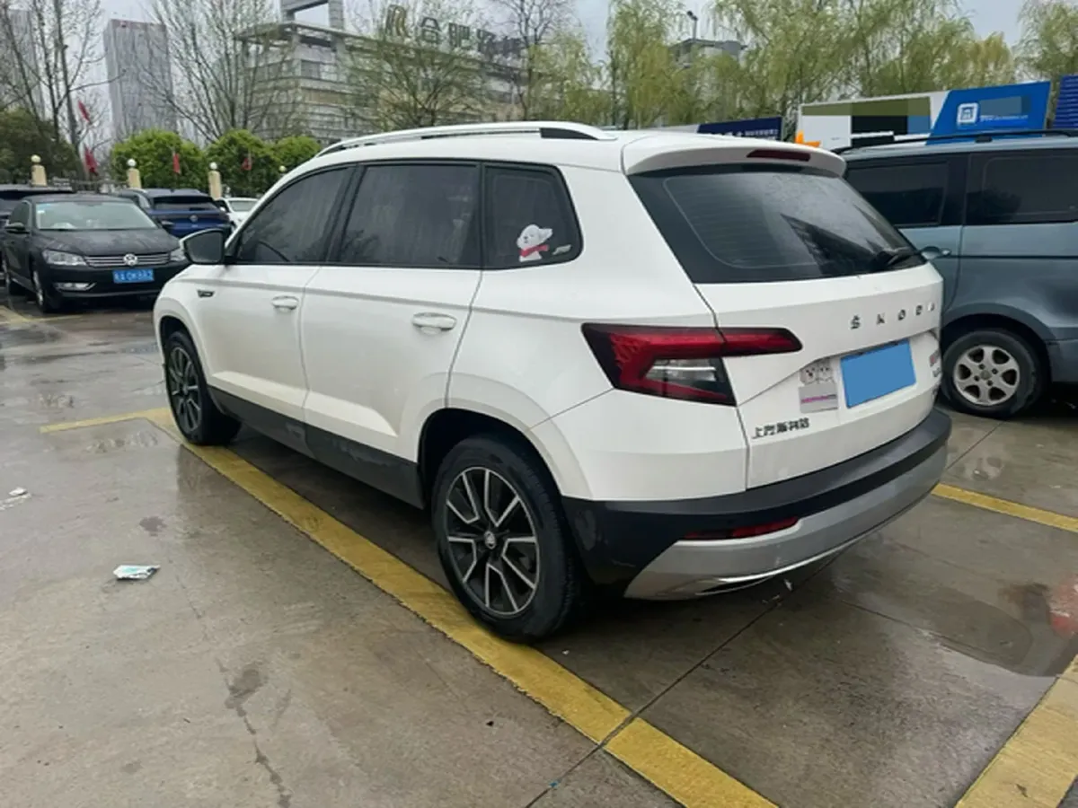 2019 Skoda Karoq 1.4T 150HP L4 7DCT,autocango,china used car exporter,china ev exporter,chinese used car exporter,chinese used ev exporter