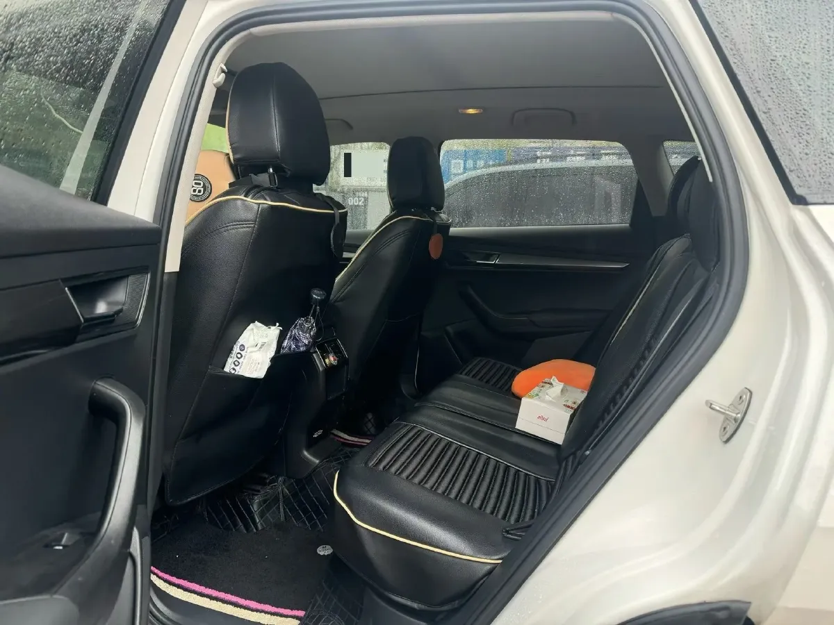 2019 Skoda Karoq 1.4T 150HP L4 7DCT,autocango,china used car exporter,china ev exporter,chinese used car exporter,chinese used ev exporter