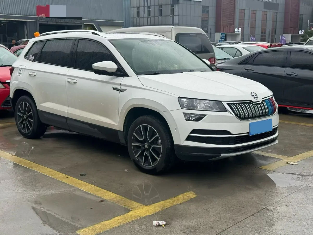 2019 Skoda Karoq 1.4T 150HP L4 7DCT,autocango,china used car exporter,china ev exporter,chinese used car exporter,chinese used ev exporter