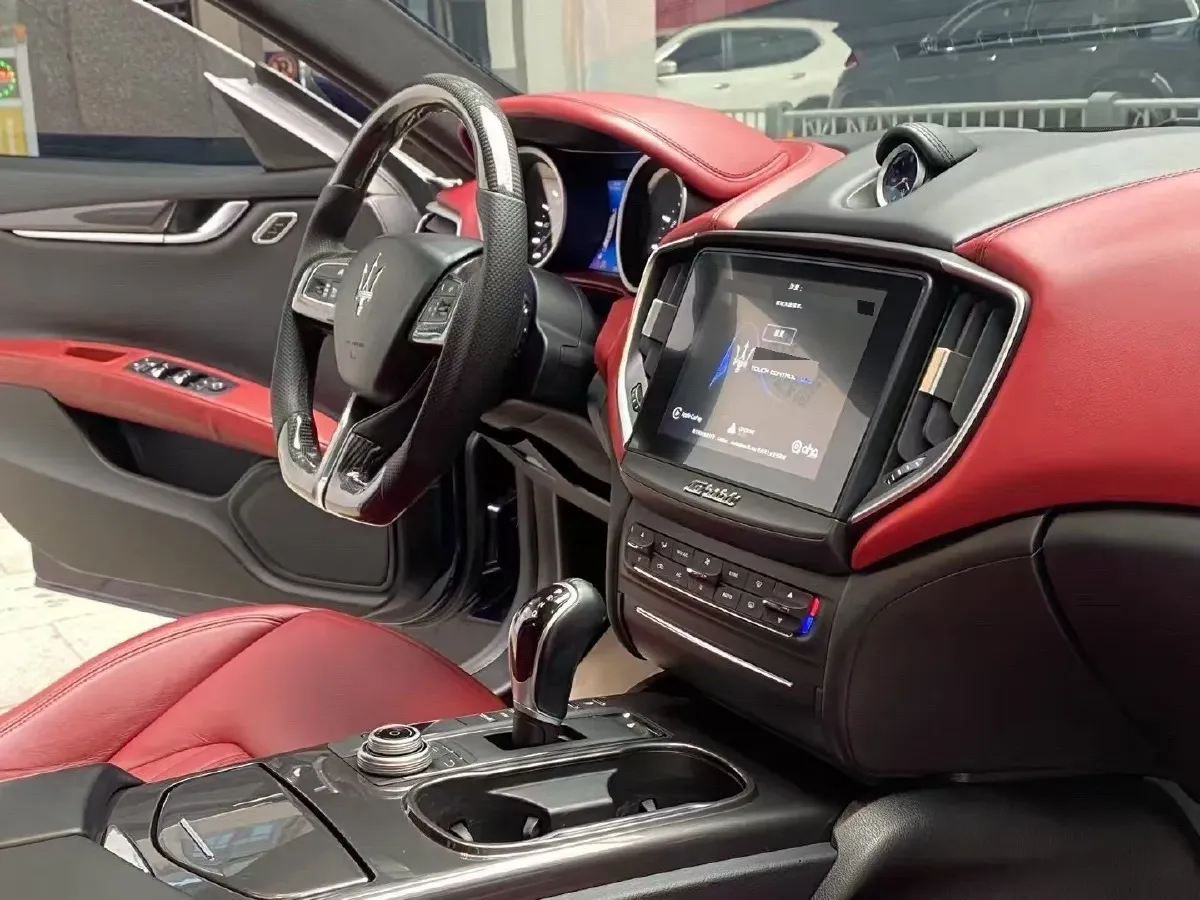 2018 Maserati Ghibli 3.0T 350HP V6 8AT,autocango,china used car exporter,china ev exporter,chinese used car exporter,chinese used ev exporter