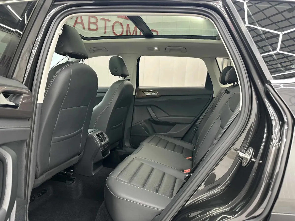 2022 Volkswagen Tharu 1.4T 150HP L4 7DCT,autocango,china used car exporter,china ev exporter,chinese used car exporter,chinese used ev exporter