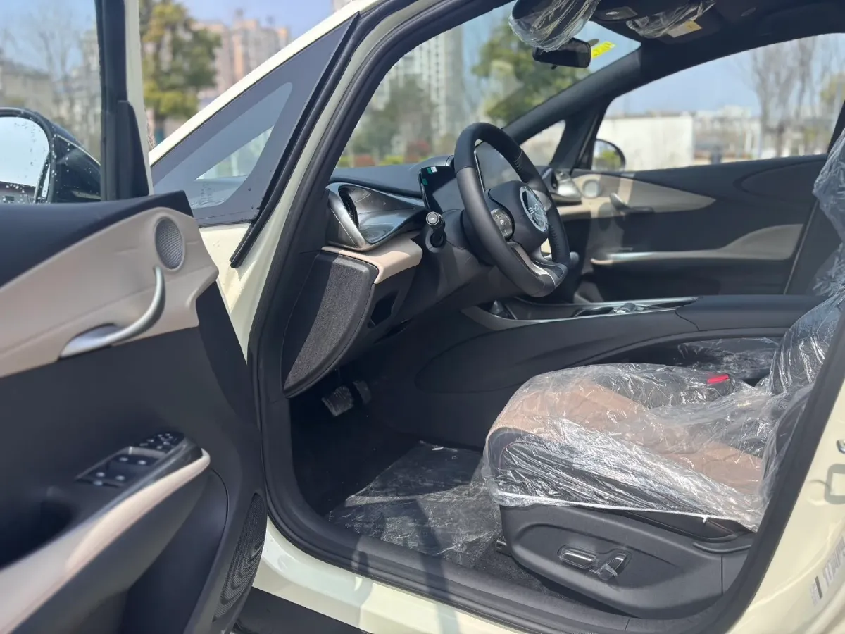 2025 BYD Dolphin BEV 44.928KWH,autocango,china used car exporter,china ev exporter,chinese used car exporter,chinese used ev exporter