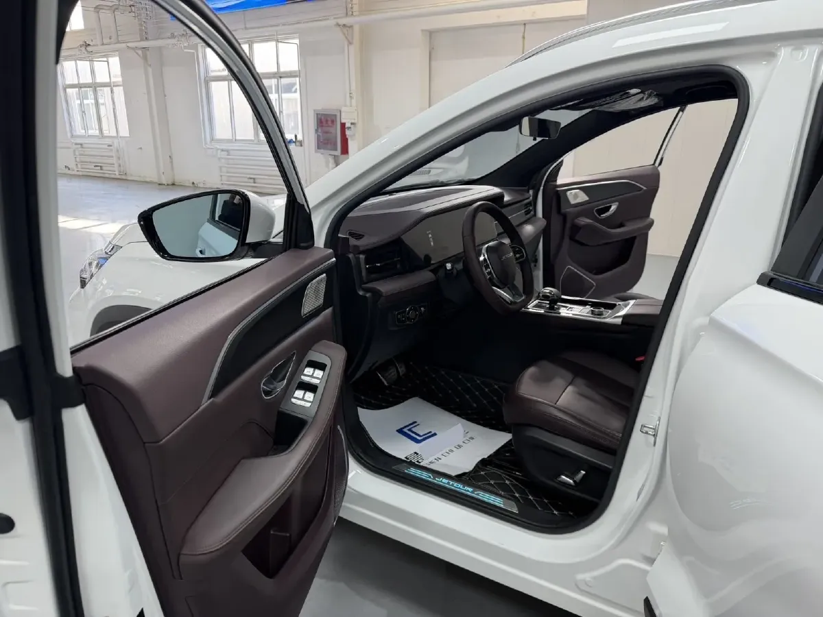 2023 Jetour X90 2.0T 254HP L4 7DCT,autocango,china used car exporter,china ev exporter,chinese used car exporter,chinese used ev exporter