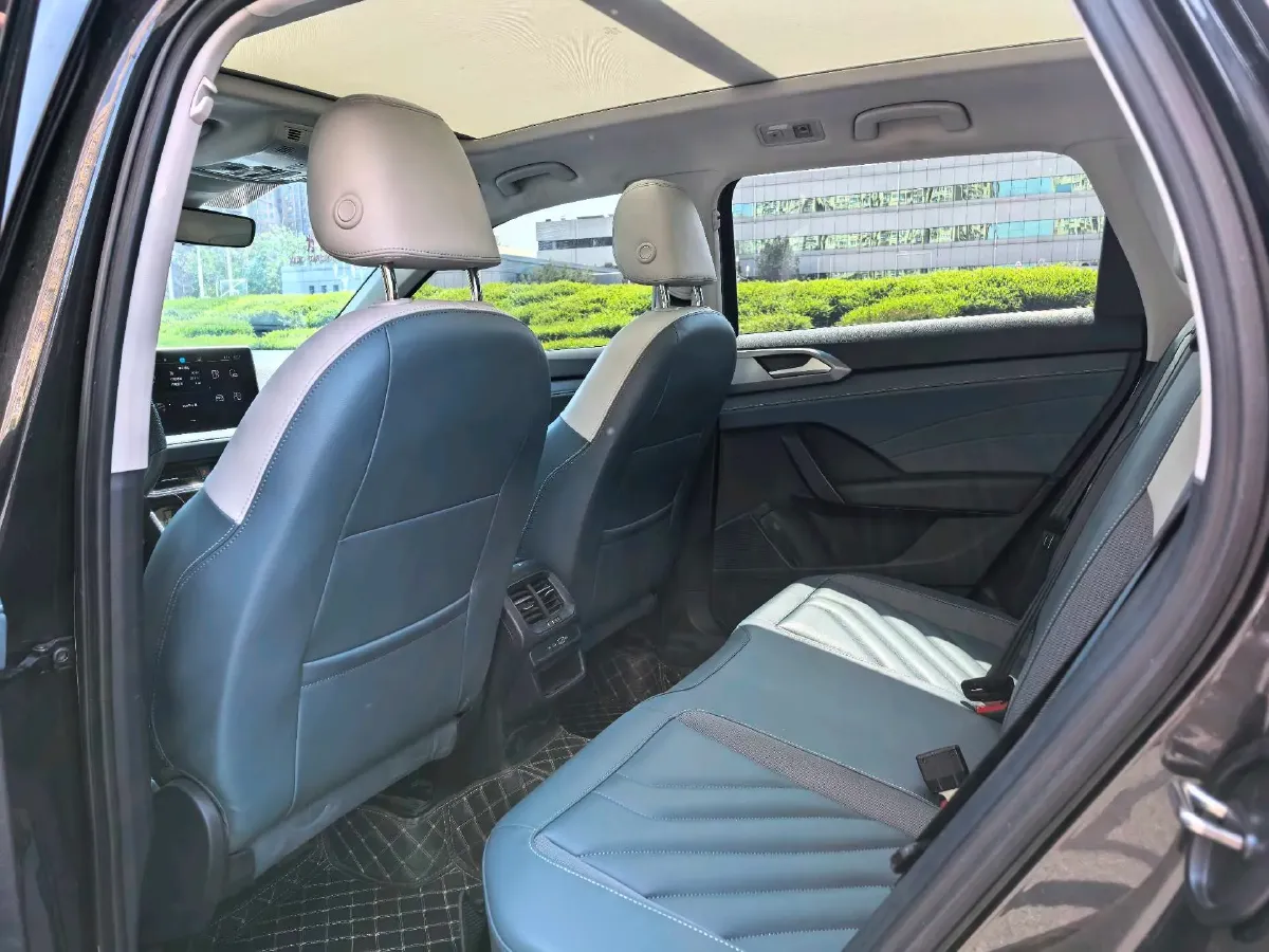 2023 Volkswagen Tharu 1.5T 160HP L4 7DCT,autocango,china used car exporter,china ev exporter,chinese used car exporter,chinese used ev exporter