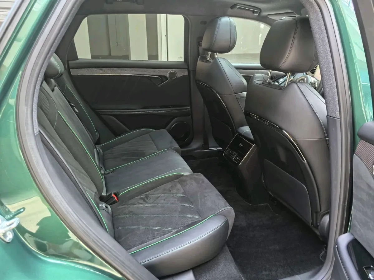 2025 Voyah FREE 1.5T 150HP L4 REEV 43KWH,autocango,china used car exporter,china ev exporter,chinese used car exporter,chinese used ev exporter