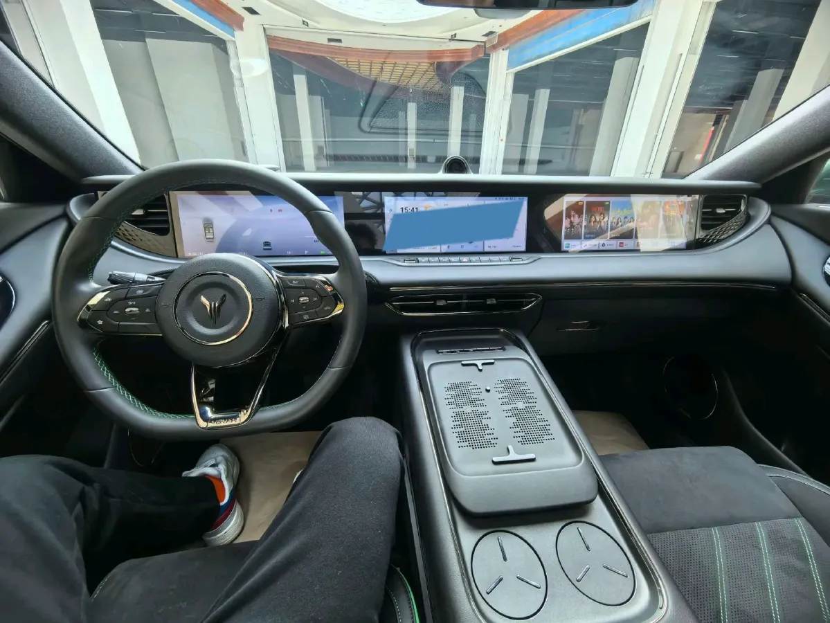 2025 Voyah FREE 1.5T 150HP L4 REEV 43KWH,autocango,china used car exporter,china ev exporter,chinese used car exporter,chinese used ev exporter