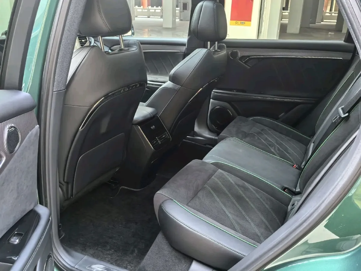 2025 Voyah FREE 1.5T 150HP L4 REEV 43KWH,autocango,china used car exporter,china ev exporter,chinese used car exporter,chinese used ev exporter