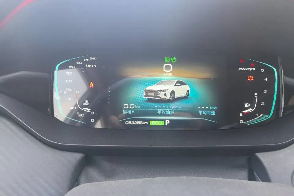 2021 DongFeng Aeolus YiXuan MAX 1.5T 190HP L4 7DCT,autocango,china used car exporter,china ev exporter,chinese used car exporter,chinese used ev exporter