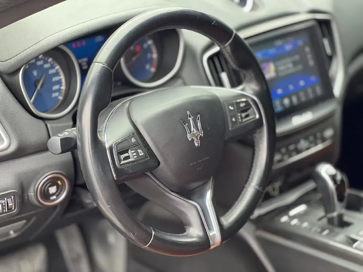 2018 Maserati Ghibli 3.0T 350HP V6 8AT,autocango,china used car exporter,china ev exporter,chinese used car exporter,chinese used ev exporter