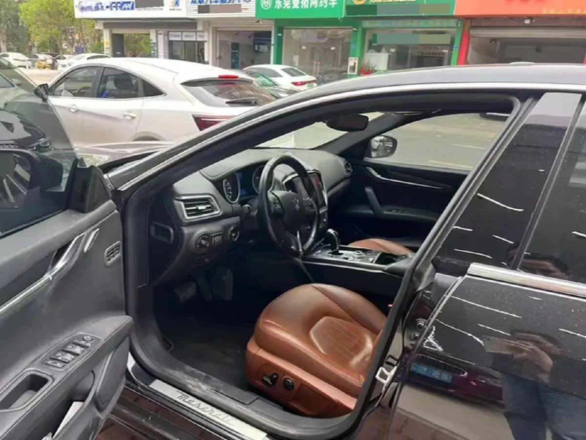 2018 Maserati Ghibli 3.0T 350HP V6 8AT,autocango,china used car exporter,china ev exporter,chinese used car exporter,chinese used ev exporter