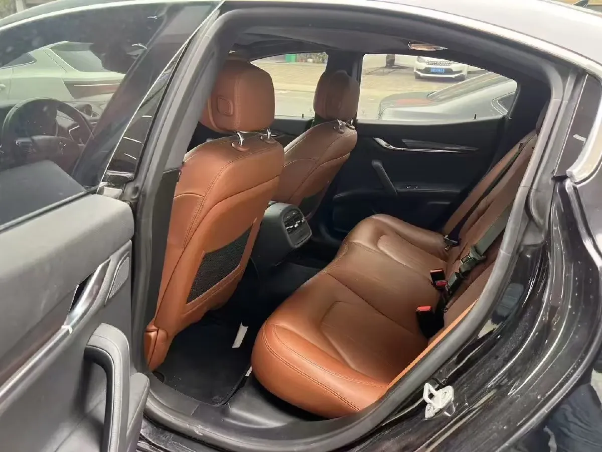 2018 Maserati Ghibli 3.0T 350HP V6 8AT,autocango,china used car exporter,china ev exporter,chinese used car exporter,chinese used ev exporter