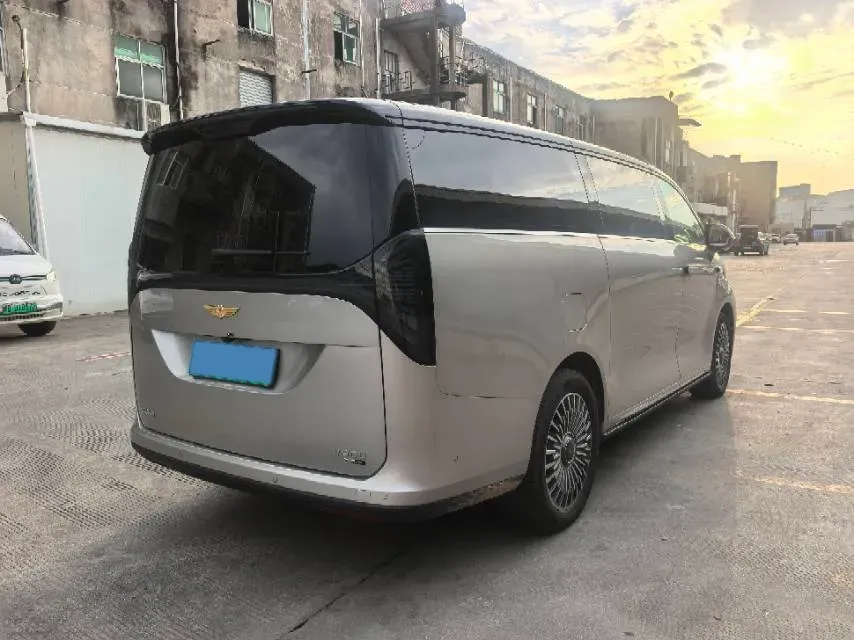 2026 Geely Galaxy V900 REEV 163HP REEV,autocango,china used car exporter,china ev exporter,chinese used car exporter,chinese used ev exporter