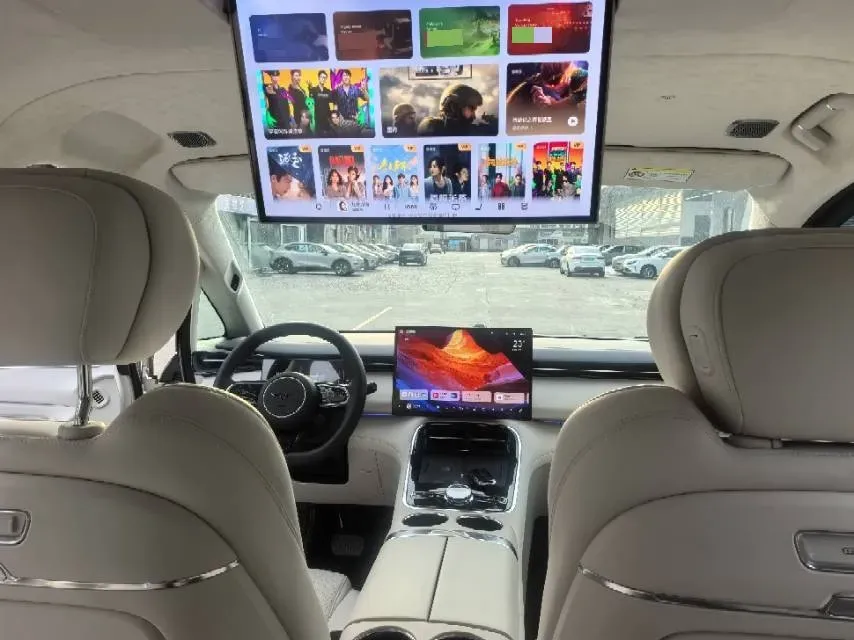 2026 Geely Galaxy V900 REEV 163HP REEV,autocango,china used car exporter,china ev exporter,chinese used car exporter,chinese used ev exporter