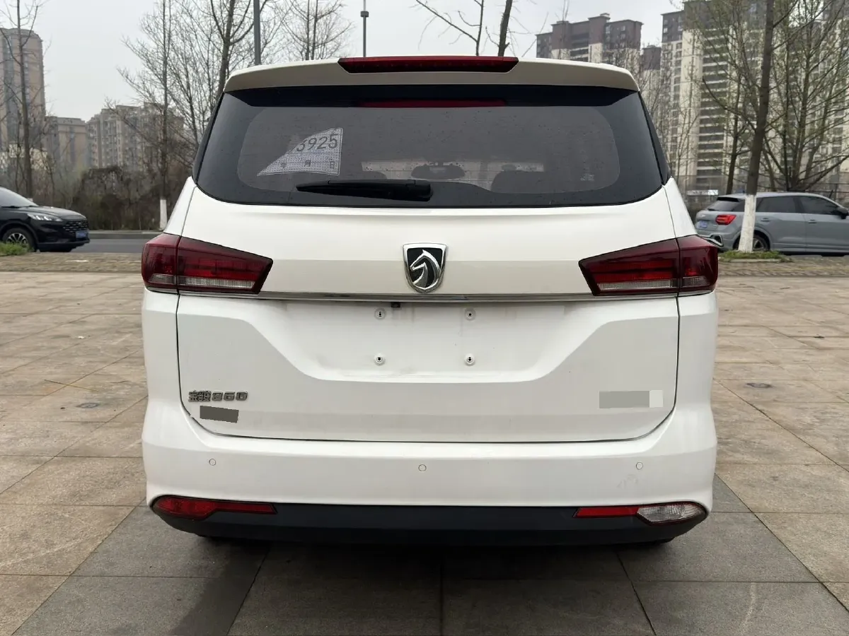 2019 BaoJun 360 1.5L 105HP L4 6MT,autocango,china used car exporter,china ev exporter,chinese used car exporter,chinese used ev exporter