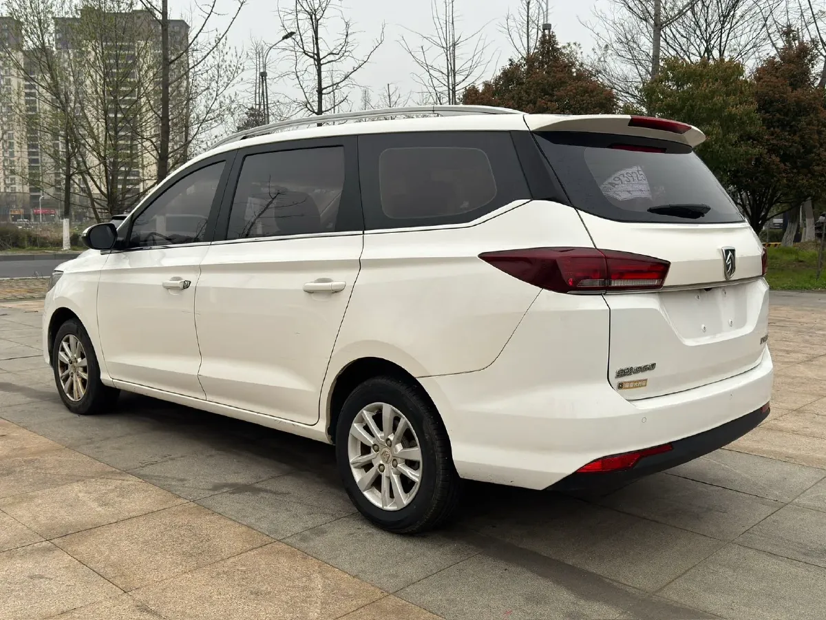 2019 BaoJun 360 1.5L 105HP L4 6MT,autocango,china used car exporter,china ev exporter,chinese used car exporter,chinese used ev exporter