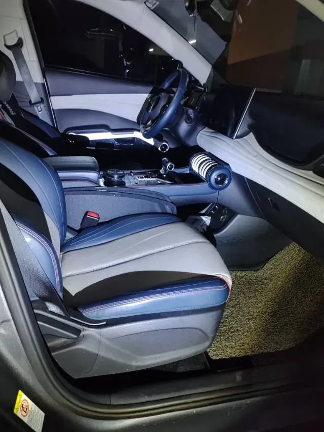 2022 Hycan Z03 BEV 64.23KWH,autocango,china used car exporter,china ev exporter,chinese used car exporter,chinese used ev exporter