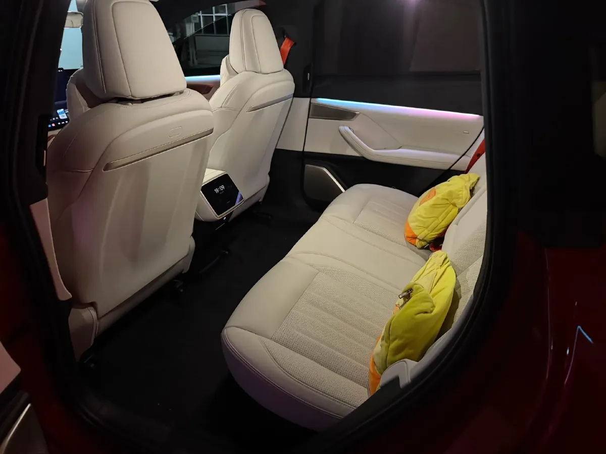 2024 ONVO L60 BEV 60KWH,autocango,china used car exporter,china ev exporter,chinese used car exporter,chinese used ev exporter