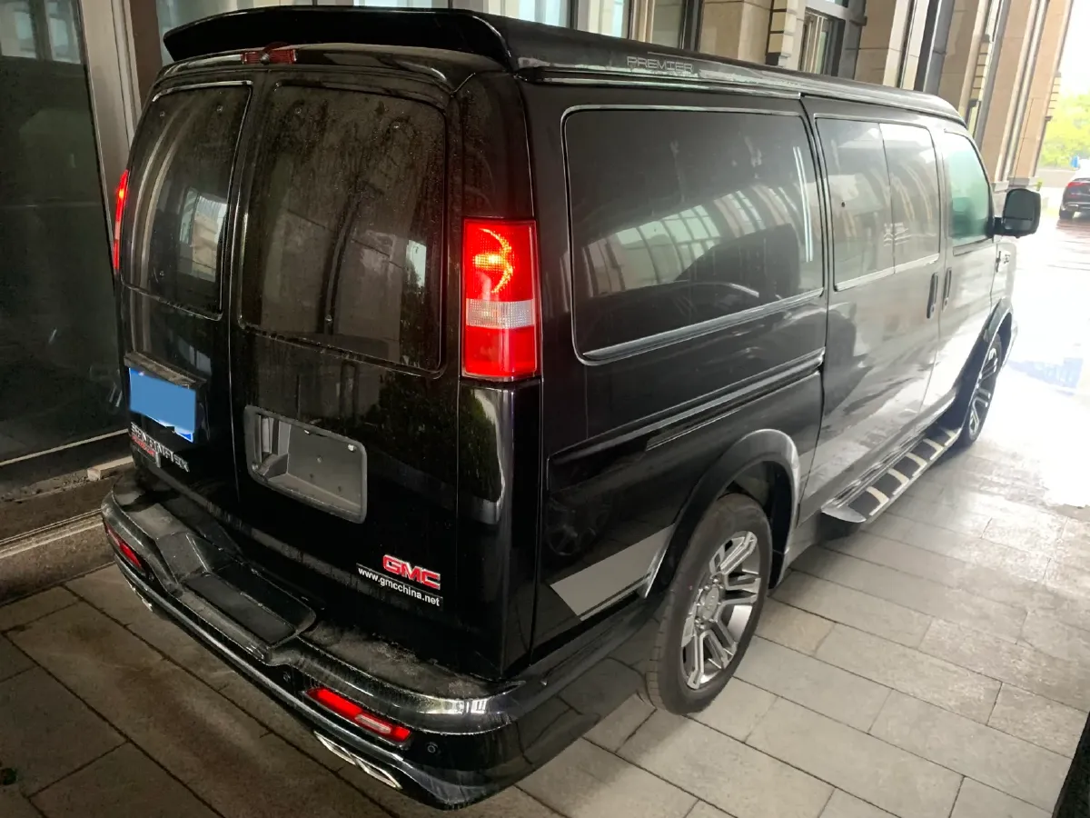 2020 Ford Tourneo 2.0T 203HP L4 6AT,autocango,china used car exporter,china ev exporter,chinese used car exporter,chinese used ev exporter