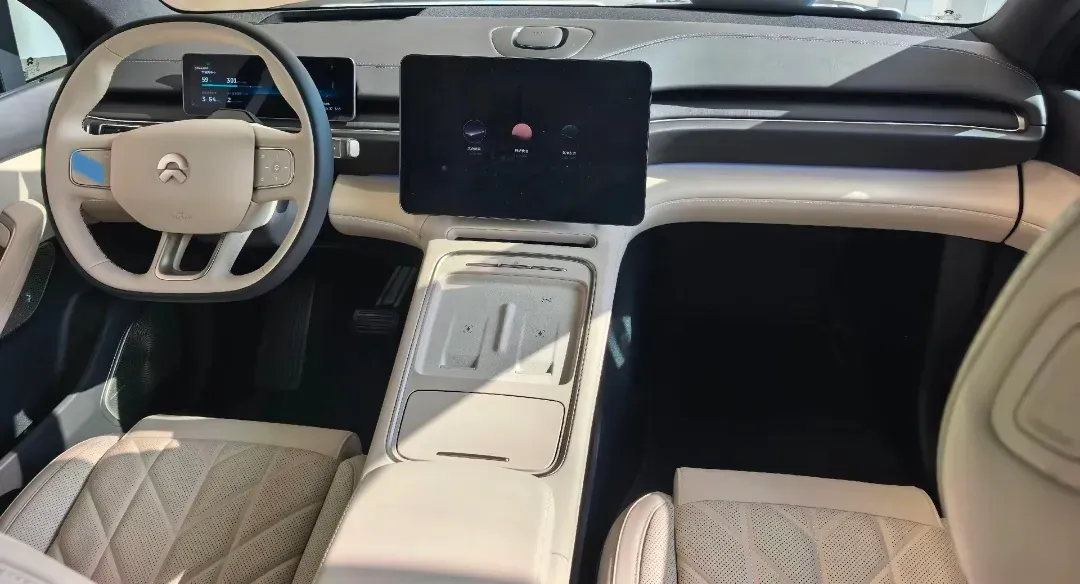 2026 BMW i3 BEV,autocango,china used car exporter,china ev exporter,chinese used car exporter,chinese used ev exporter