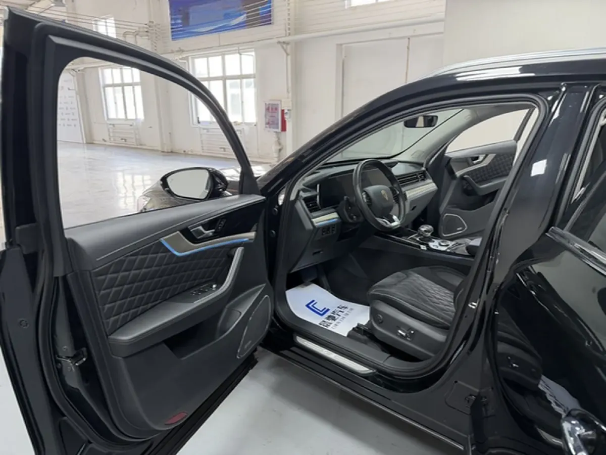2019 HongQi HS5 2.0T 224HP L4 6AT,autocango,china used car exporter,china ev exporter,chinese used car exporter,chinese used ev exporter
