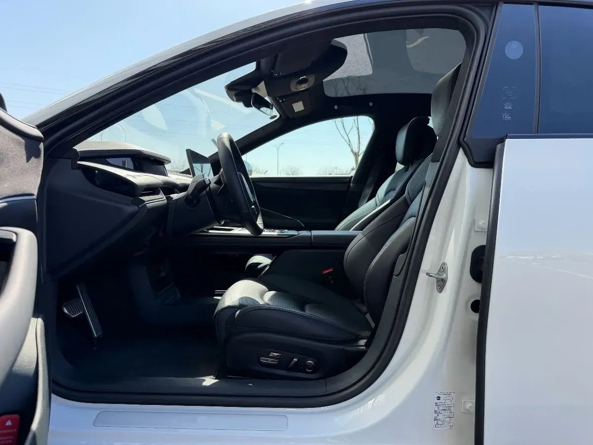 2024 MI SU7 BEV 101KWH,autocango,china used car exporter,china ev exporter,chinese used car exporter,chinese used ev exporter