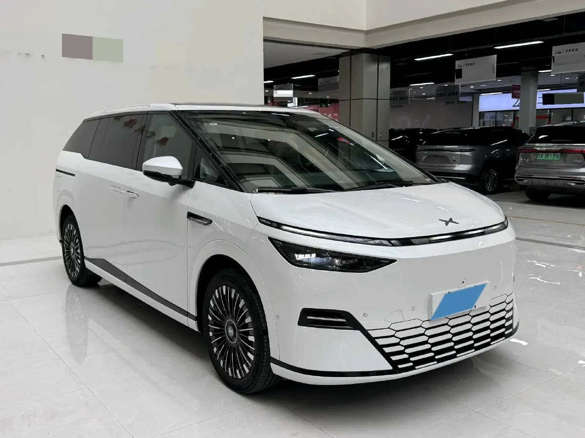 2025 Xpeng X9 BEV,autocango,china used car exporter,china ev exporter,chinese used car exporter,chinese used ev exporter