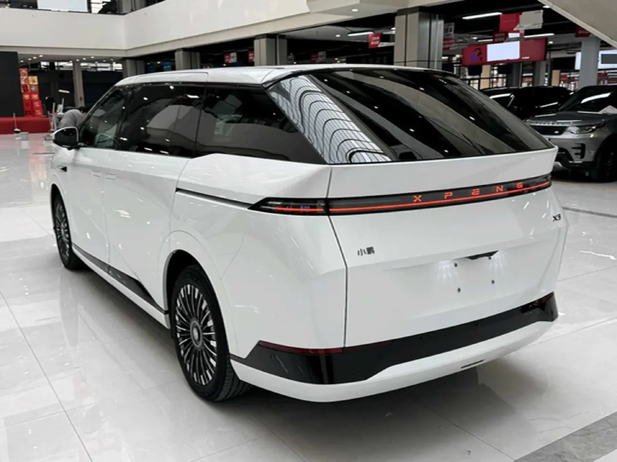 2025 Xpeng X9 BEV,autocango,china used car exporter,china ev exporter,chinese used car exporter,chinese used ev exporter