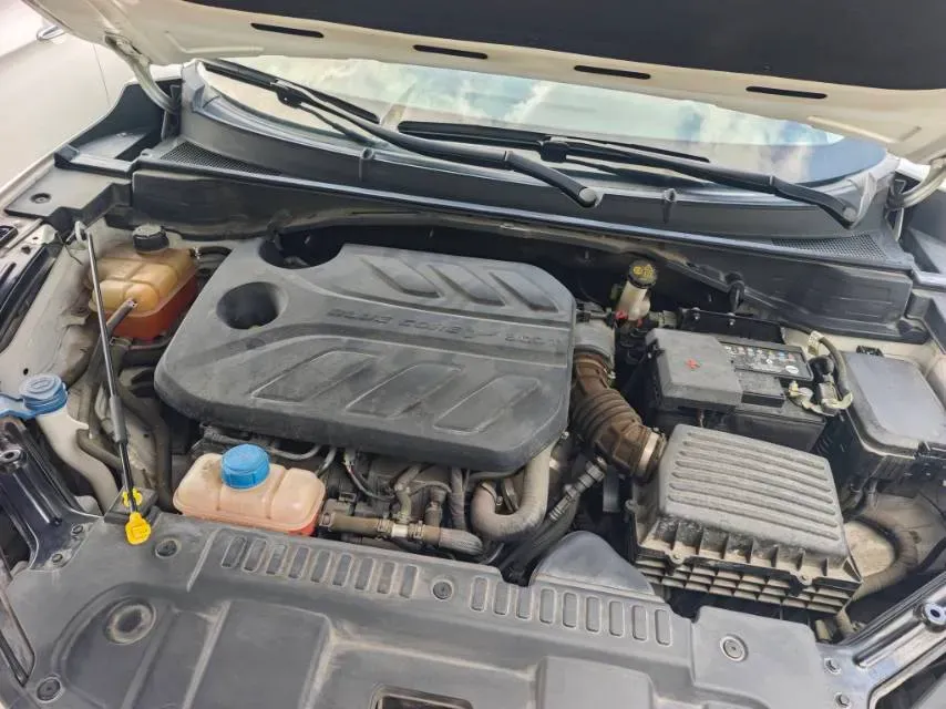 2020 ChangAn UNI-T 1.5T 180HP L4 7DCT,autocango,china used car exporter,china ev exporter,chinese used car exporter,chinese used ev exporter