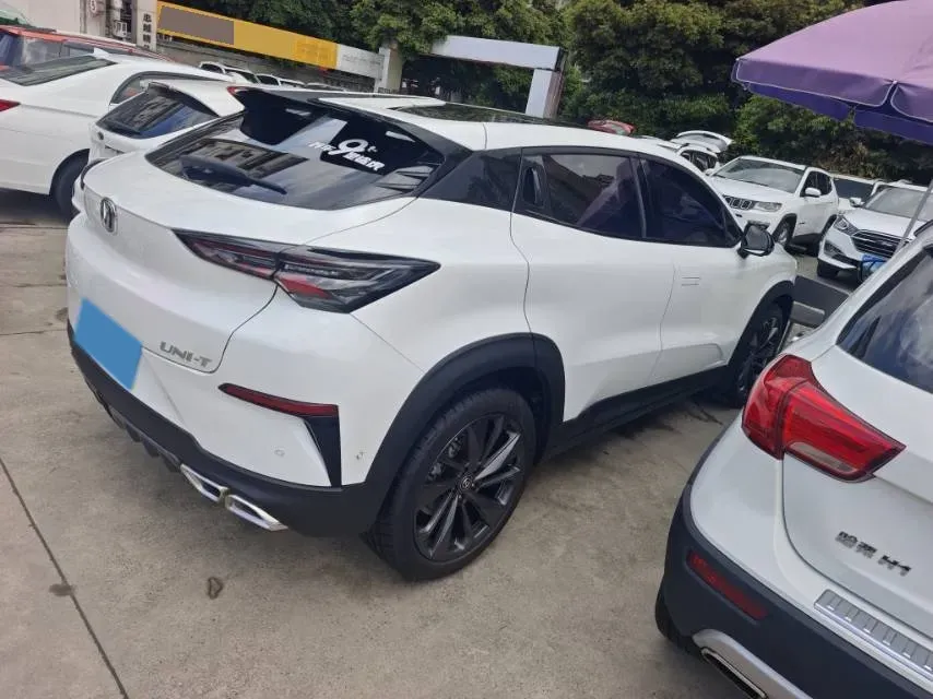 2020 ChangAn UNI-T 1.5T 180HP L4 7DCT,autocango,china used car exporter,china ev exporter,chinese used car exporter,chinese used ev exporter