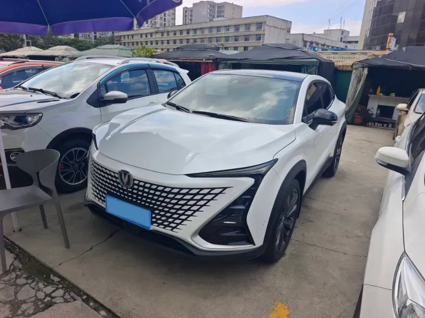 2020 ChangAn UNI-T 1.5T 180HP L4 7DCT,autocango,china used car exporter,china ev exporter,chinese used car exporter,chinese used ev exporter