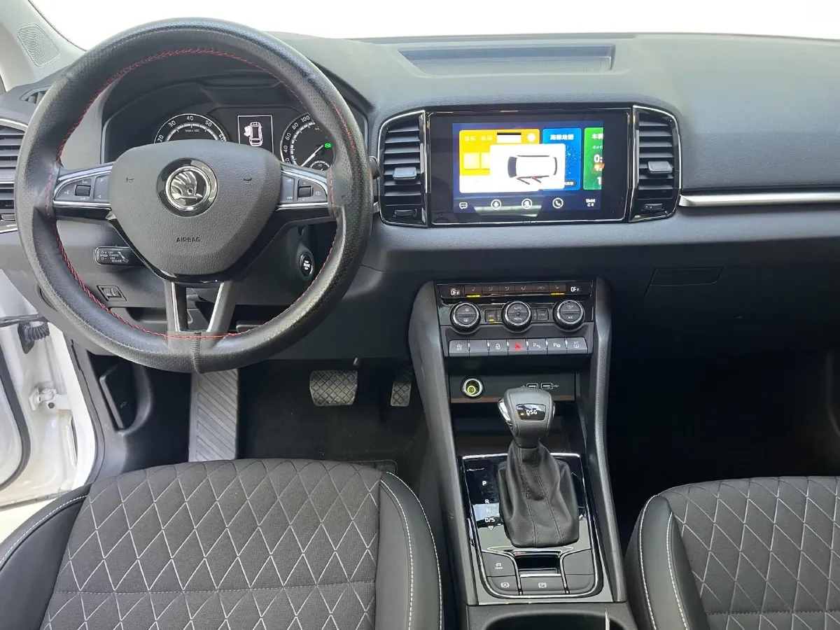 2021 Skoda Karoq 1.4T 150HP L4 7DCT,autocango,china used car exporter,china ev exporter,chinese used car exporter,chinese used ev exporter