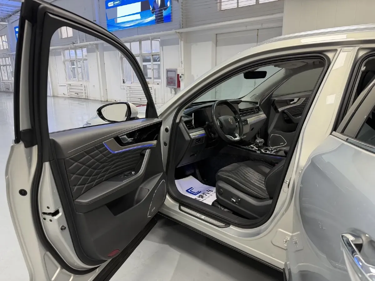 2022 HongQi HS5 2.0T 224HP L4 6AT,autocango,china used car exporter,china ev exporter,chinese used car exporter,chinese used ev exporter