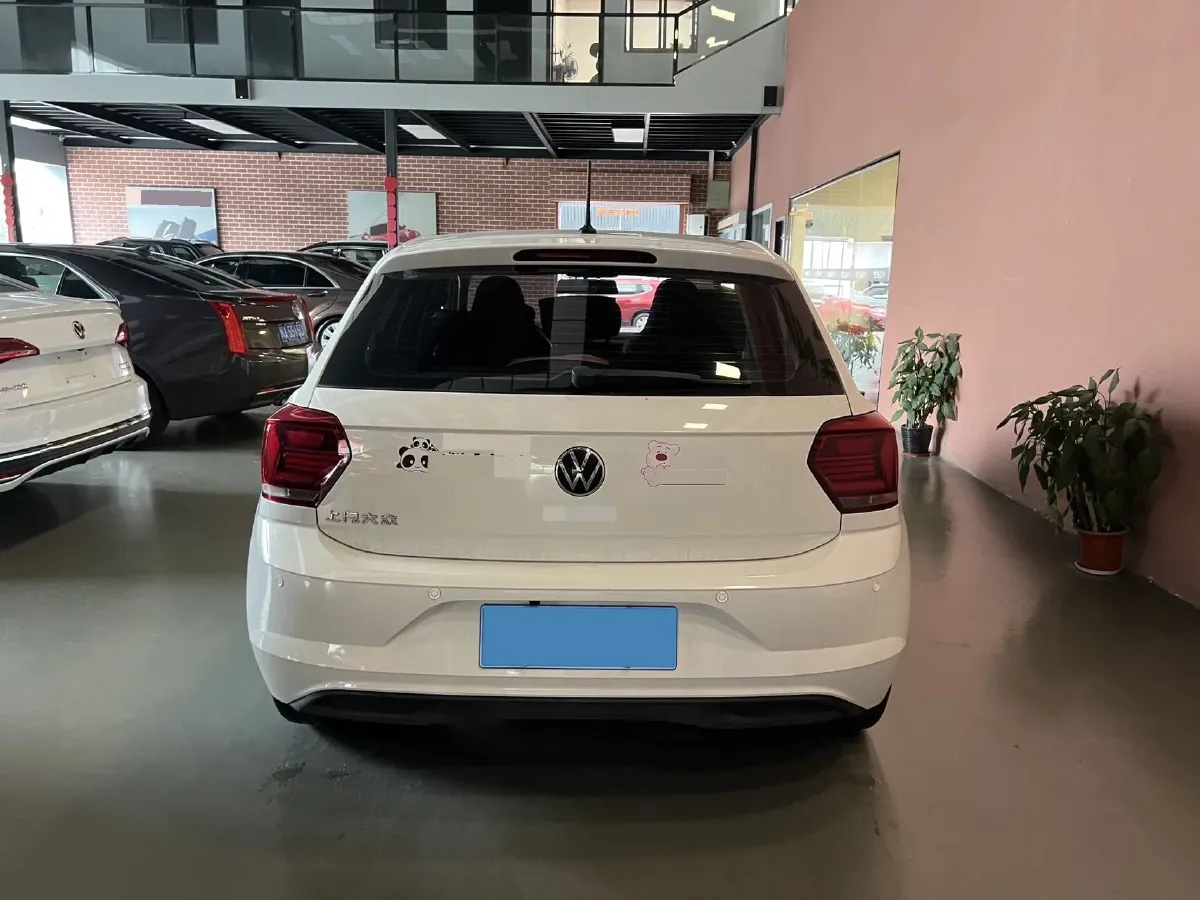 2023 Volkswagen Polo 1.5L 110HP L4 6AT,autocango,china used car exporter,china ev exporter,chinese used car exporter,chinese used ev exporter
