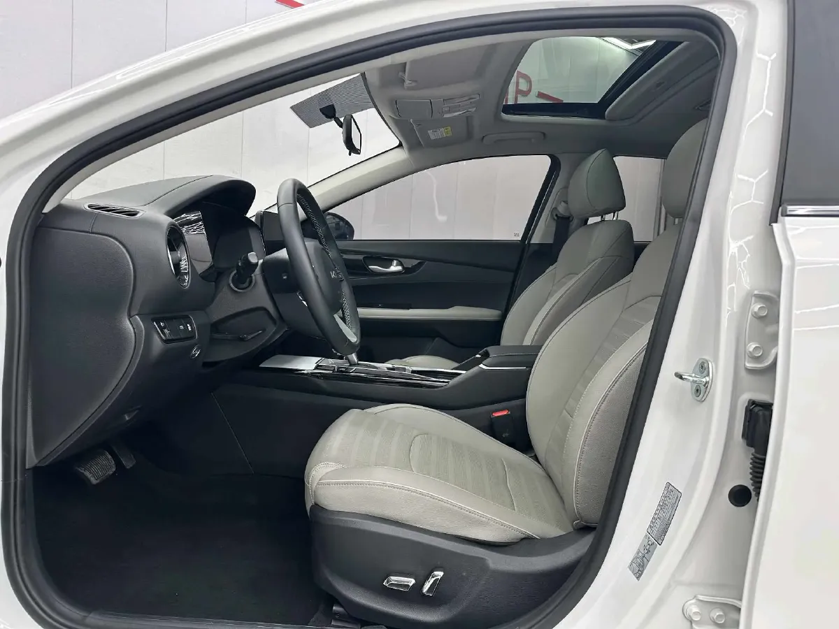 2023 Kia K3 1.5L 115HP L4 CVT,autocango,china used car exporter,china ev exporter,chinese used car exporter,chinese used ev exporter