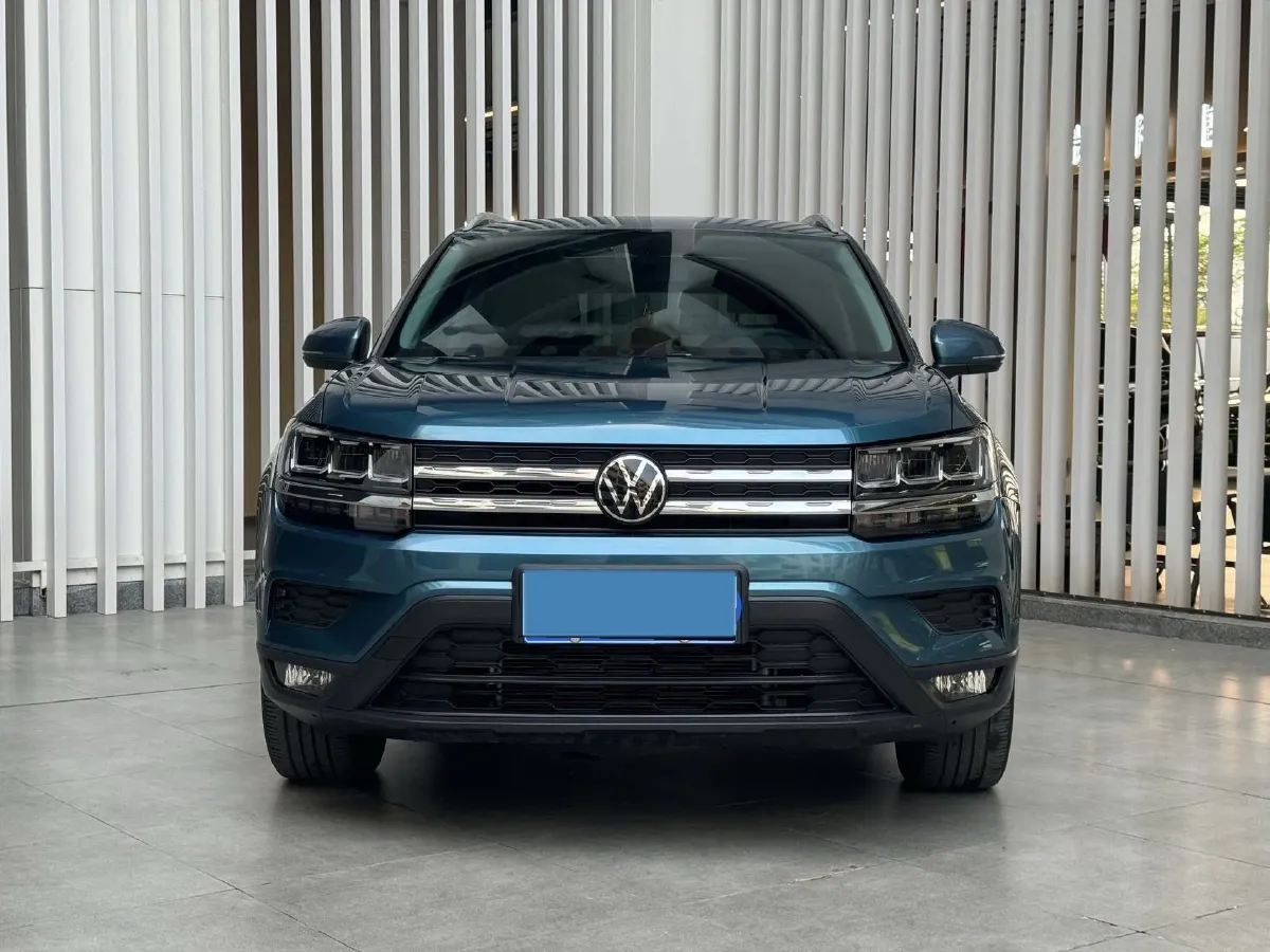 2022 Ford Transit 2.0T 202HP L4 6AT,autocango,china used car exporter,china ev exporter,chinese used car exporter,chinese used ev exporter