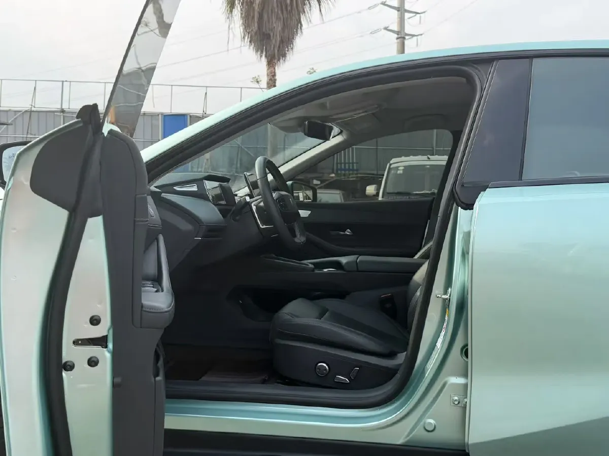 2023 Deepal SL03 1.5L 95HP L4 REEV 28.39KWH,autocango,china used car exporter,china ev exporter,chinese used car exporter,chinese used ev exporter