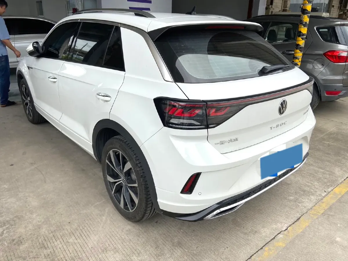 2023 Volkswagen T-Roc 1.5T 160HP L4 7DCT,autocango,china used car exporter,china ev exporter,chinese used car exporter,chinese used ev exporter