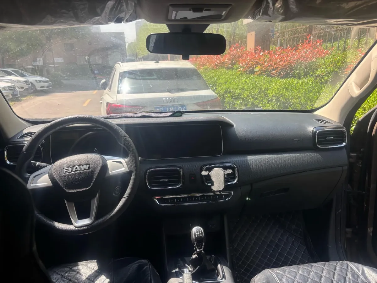 2023 BAW Calorie 2.0L 144HP L4 5MT,autocango,china used car exporter,china ev exporter,chinese used car exporter,chinese used ev exporter