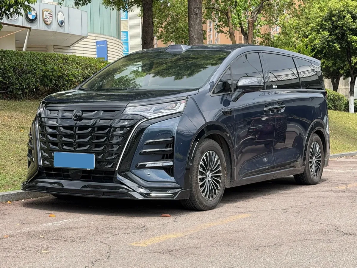 2025 Denza D9 1.5T 156HP L4 E-CVT PHEV 40KWH,autocango,china used car exporter,china ev exporter,chinese used car exporter,chinese used ev exporter