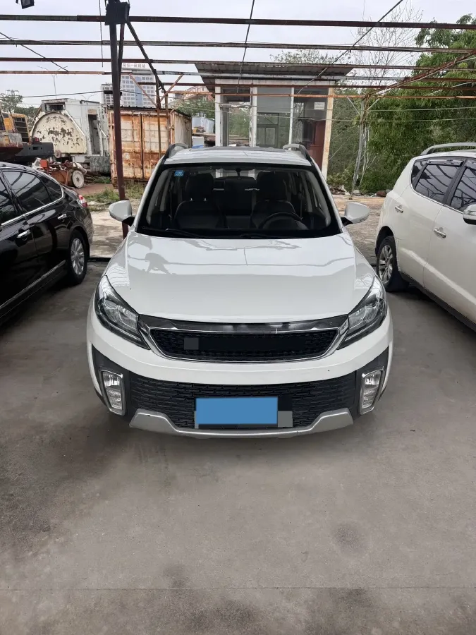 2016 BAIC ChangHe Q35 1.5L 116HP L4 4AT,autocango,china used car exporter,china ev exporter,chinese used car exporter,chinese used ev exporter