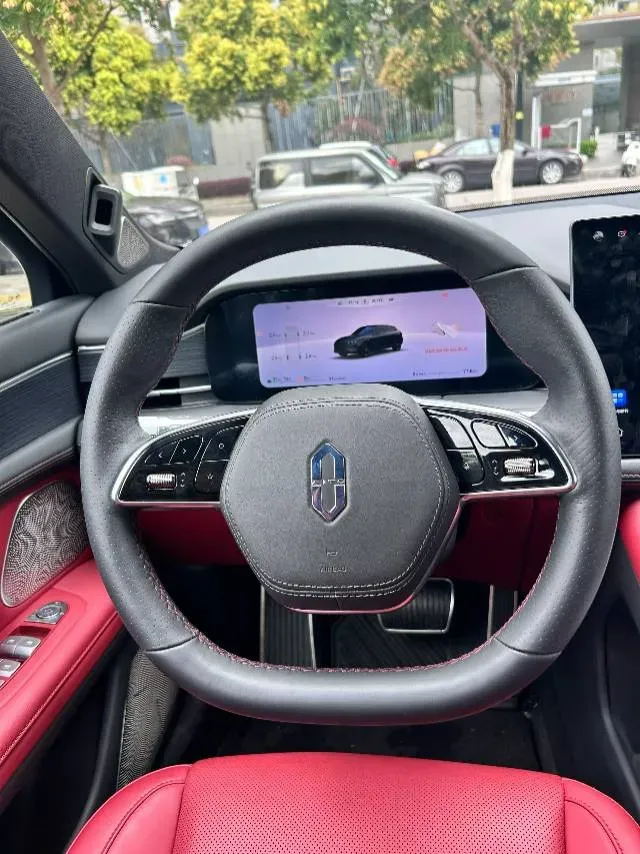 2025 AITO AITO M5 1.5T 152HP L4 REEV 42KWH,autocango,china used car exporter,china ev exporter,chinese used car exporter,chinese used ev exporter