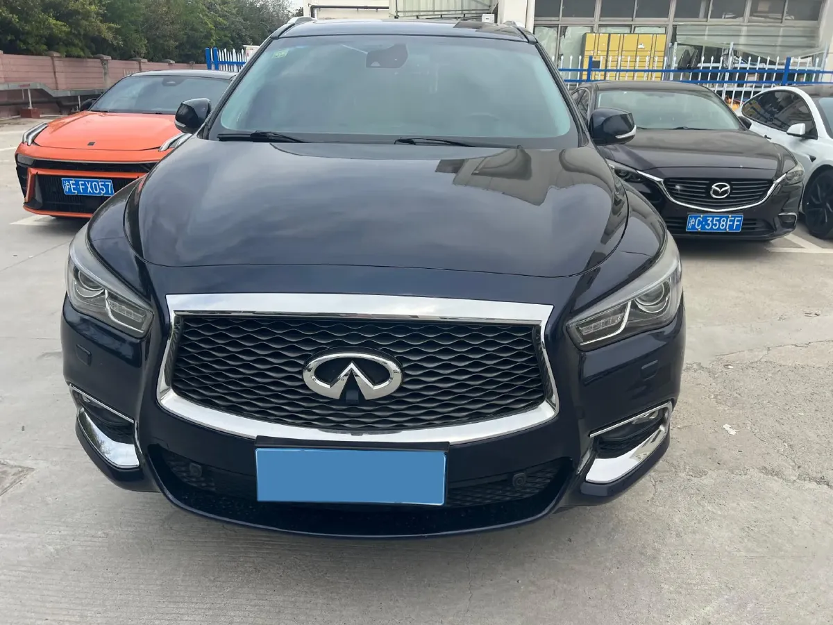 2016 Mercedes-Benz V Class 2.0T 211HP L4 7AT,autocango,china used car exporter,china ev exporter,chinese used car exporter,chinese used ev exporter
