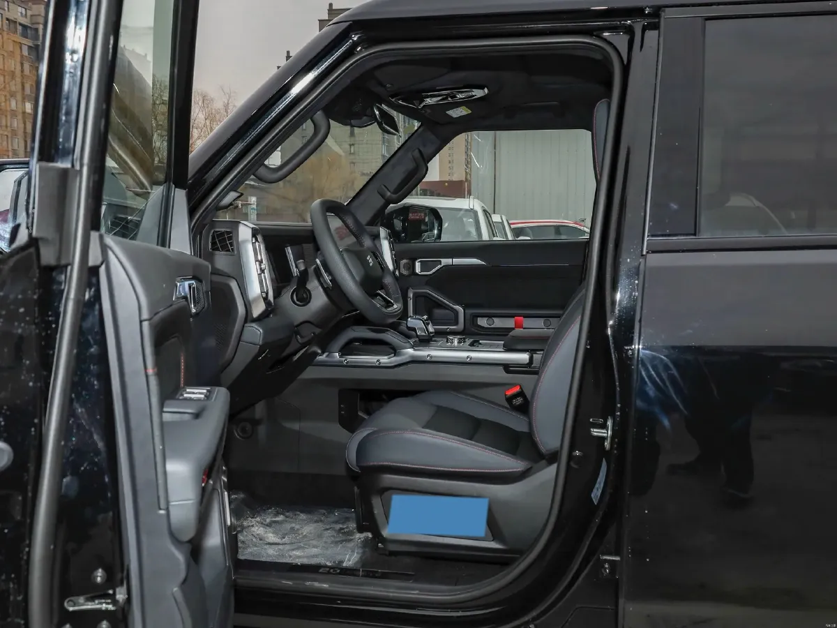 2025 Jetour Traveller 2.0T 254HP L4 8AT,autocango,china used car exporter,china ev exporter,chinese used car exporter,chinese used ev exporter